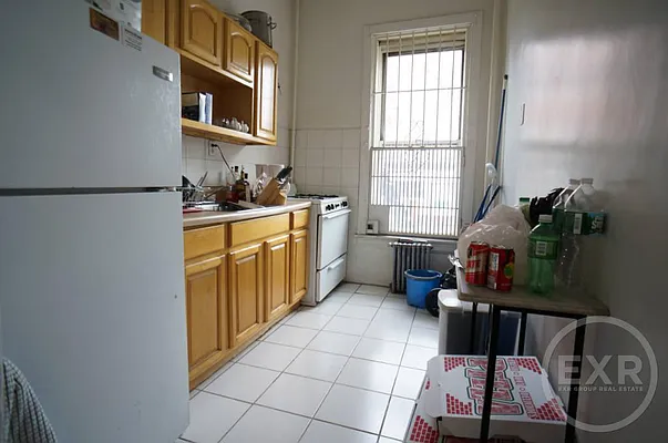 Rented by EXR | media 35