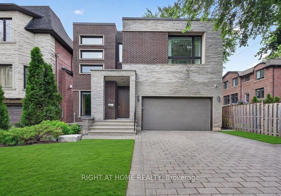 1st image of 255 Willowdale Ave
