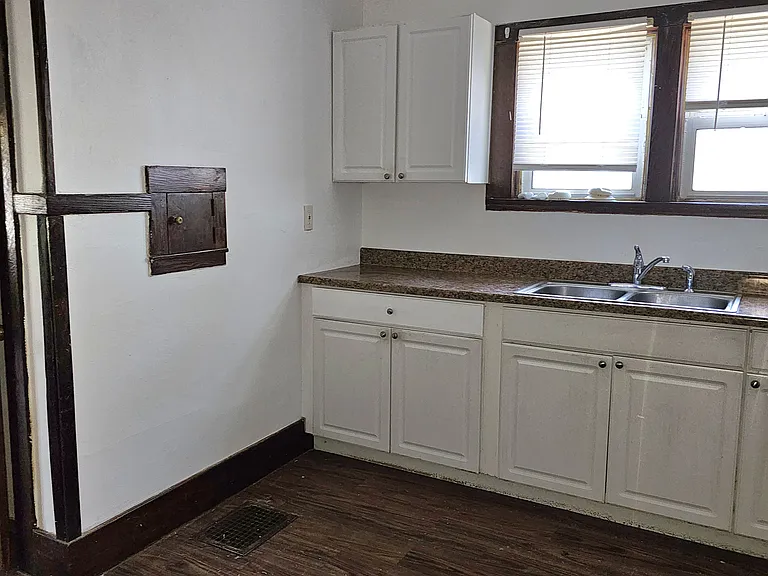 103 Northwood Ave — Photo 4