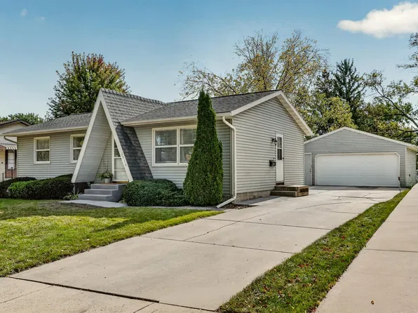 3716 1st Pl NW, Rochester, MN 55901