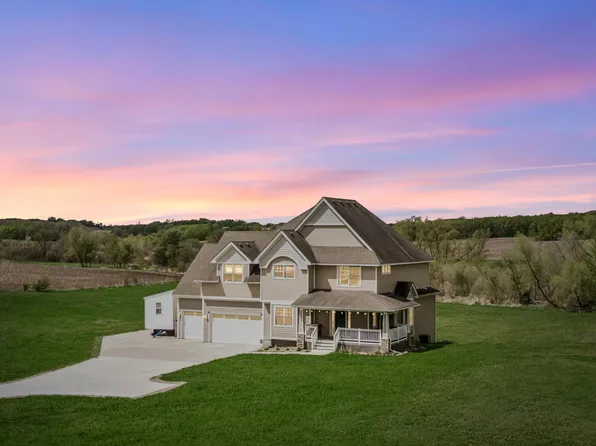 25735 Highview Ave, Farmington, MN 55024