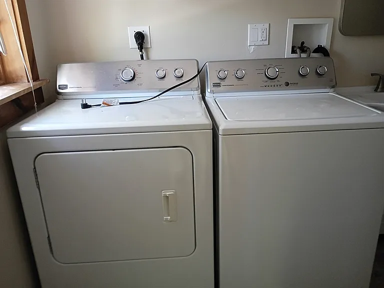 106R Main — Photo 15