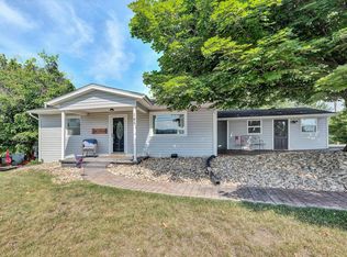 145 Amsterdam Rd, Daleville, VA 24083