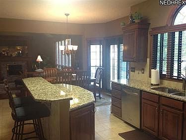 4th image of 7305 Bayberry Ct S