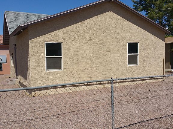 2nd image of 1010 E Chipman Rd