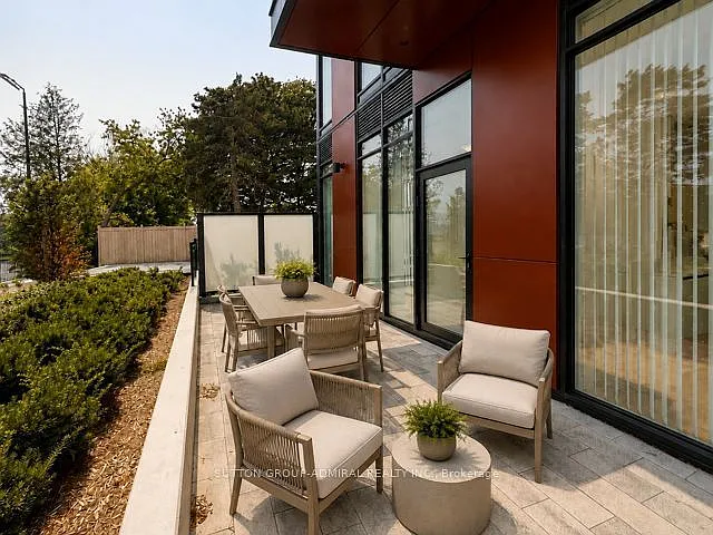 5858 Yonge St #Townhouse 10 — Photo 32