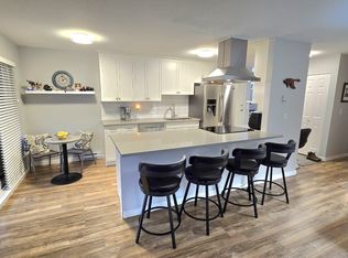 20799 119th Ave #10, Maple Ridge, BC V2X9S7