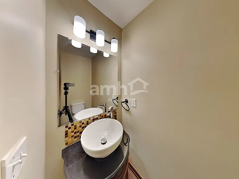 6738 Inverness St — Photo 13