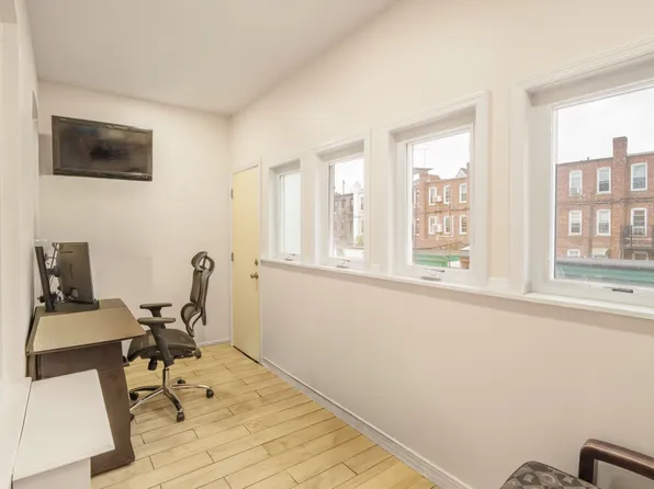 1390 Troy Avenue image 22 of 38