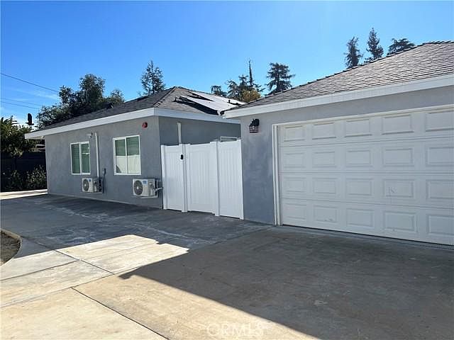 1st image of 2534 N Magnolia Ave