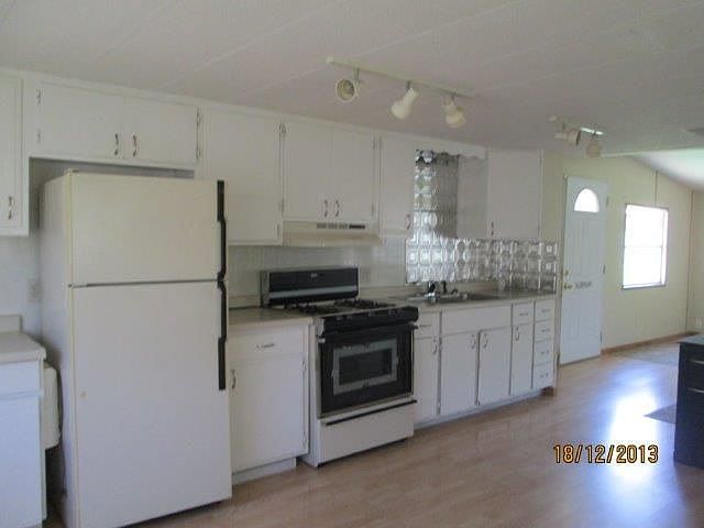 2nd image of 1852 16th St SW Lot 40