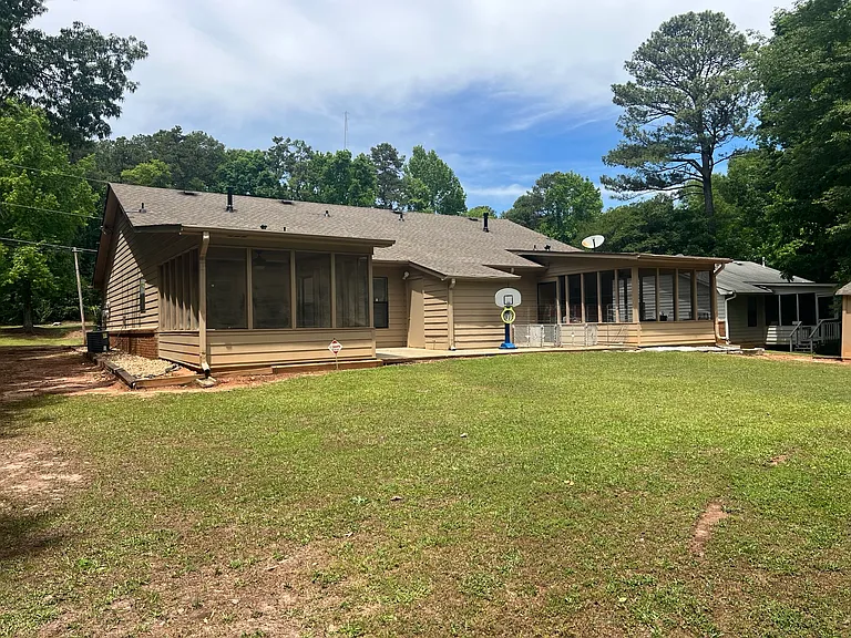 3065 Sarah Lou Dr — Photo 3
