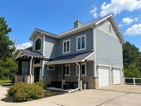 4th image of 1115 Greendale ROAD
