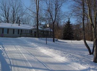 6277 W Lovejoy Rd, Fowlerville, MI 48836