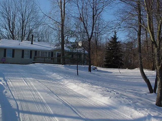 6277 W Lovejoy Rd photo 1