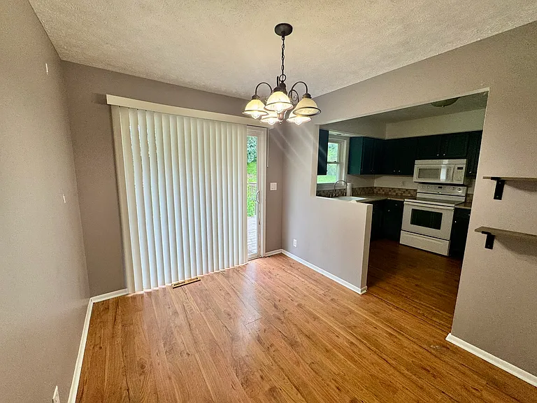 3003 Joann Ave — Photo 9