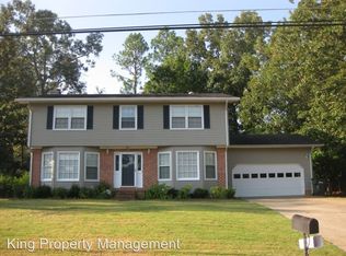 387 Autumn Ln, Anniston, AL 36206