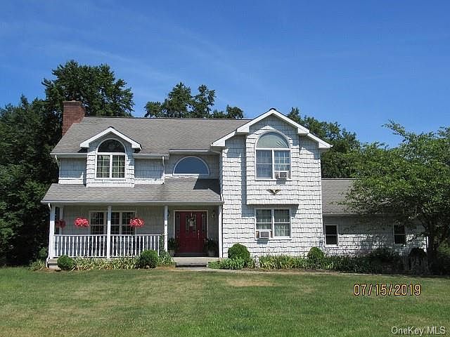 1st image of 52 Glenwood Dr