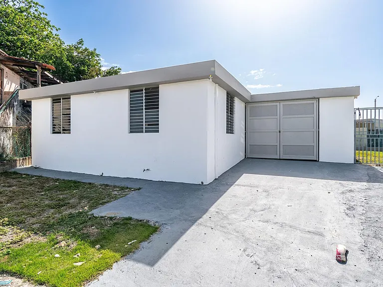 2040 Paseo Azalea — Photo 14