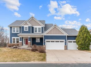6364 Red Fox Rd, Lino Lakes, MN 55014
