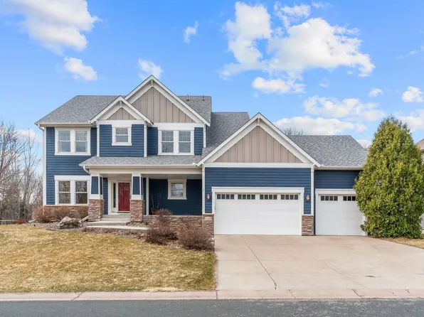 6364 Red Fox Rd, Lino Lakes, MN 55014