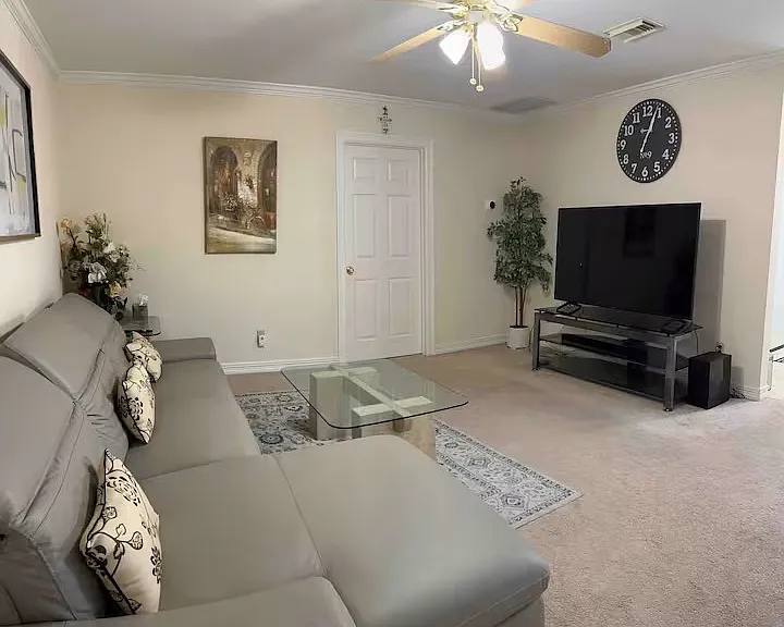 4401 Holt St #1 — Photo 3