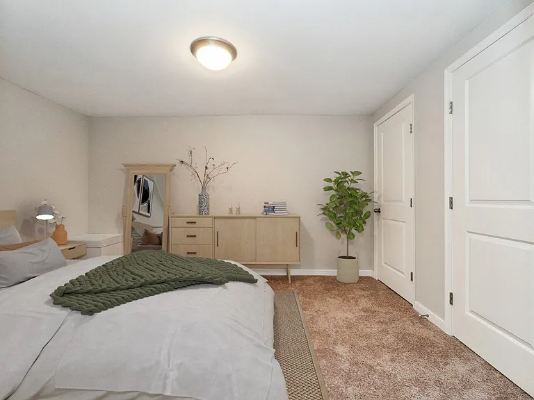 Hyde Park Townhomes — Photo 26