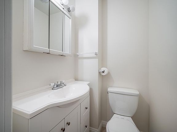 5th image of 2807 Altura Ave