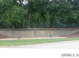2310 Pebble Creek Dr, Alton, IL 62002