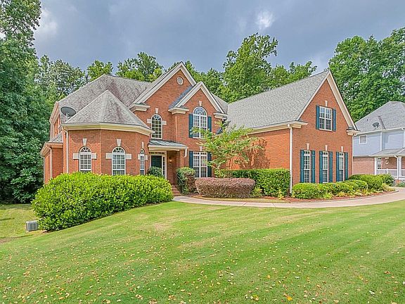 5th image of 573 Owl Creek Dr