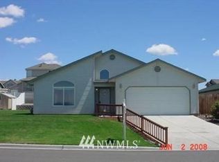 703 Mount Aix Way, Yakima, WA