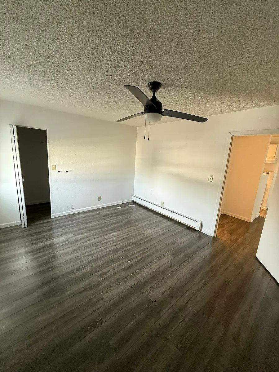 Building Photo - Duchess Apartments