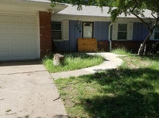 206 SW Sunset Dr, Lees Summit, MO 64081