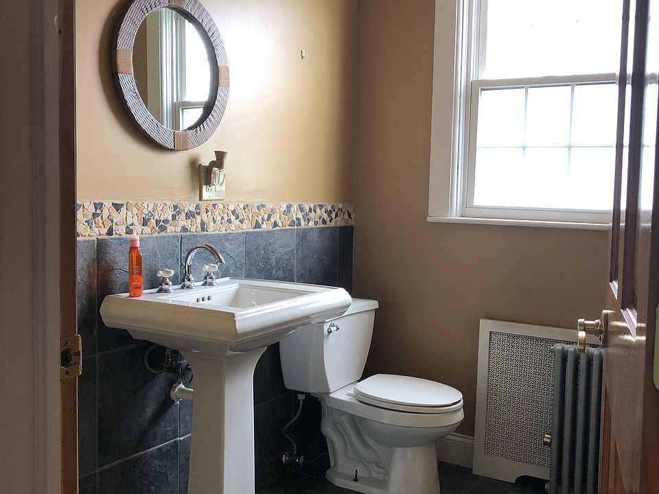 Downstairs half bath