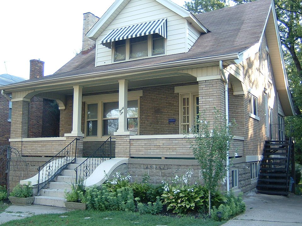 1st image of 36 Woodlawn Ave