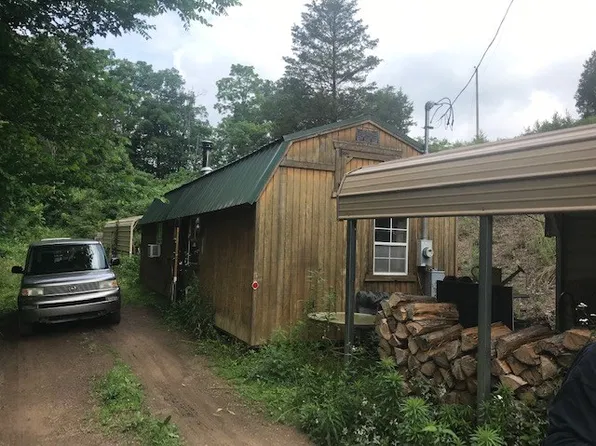 8349 Tazewell Hwy, Sneedville, TN 37869