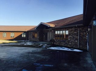 820 Pine Valley Rd, Hazard, KY 41701