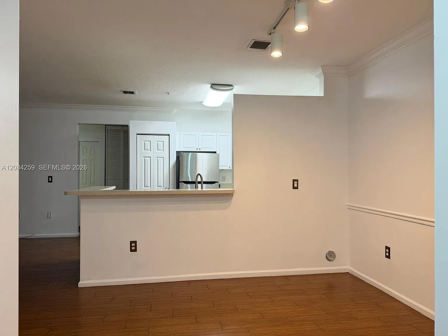 4400 SW 160th Ave — Photo 2