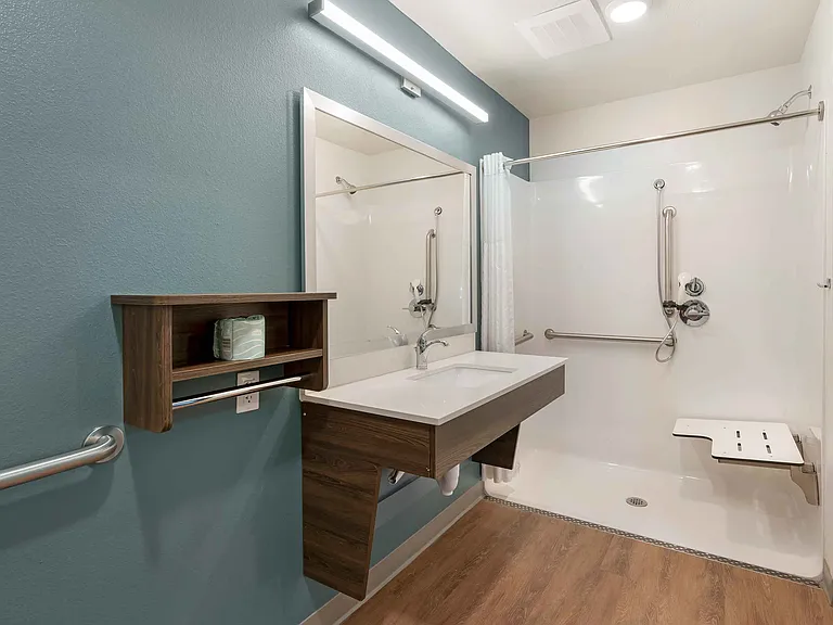 Studio Suite - 1 Queen Bed