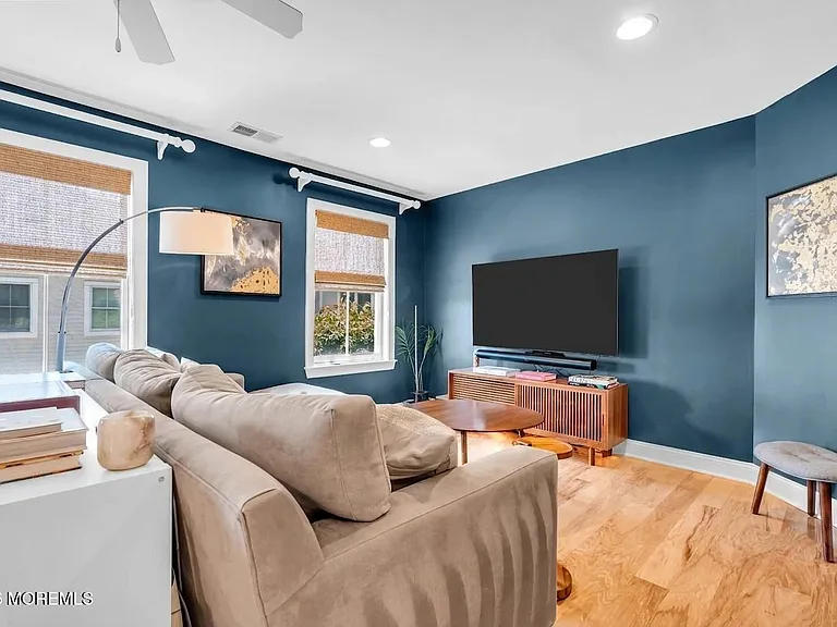 4 Grove Ct — Photo 26