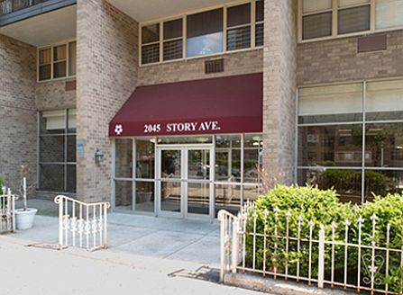 2nd image of 2001 Story Ave APT 5C