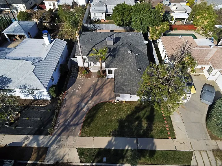18337 Erwin St — Photo 19