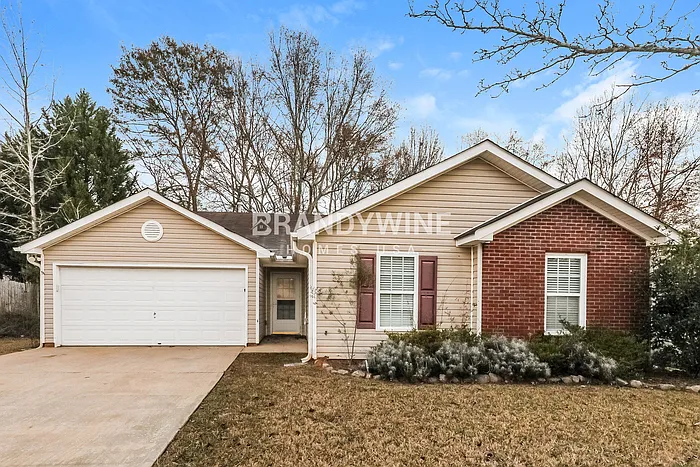 208 Roberts Trl — Photo 2