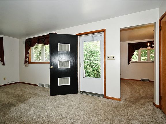 4th image of 103 Dolores Dr