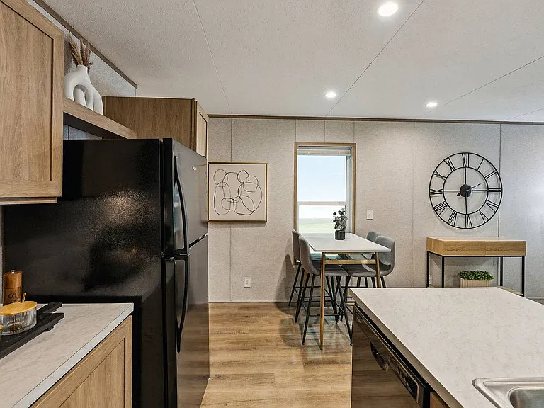 113 Sundale Trailer Court Dr — Photo 6