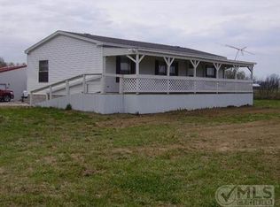 7022 Union Camp Rd, Lafayette, TN 37083