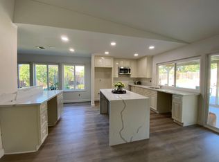 3055 Shade Tree Ln, Riverside, CA 92503