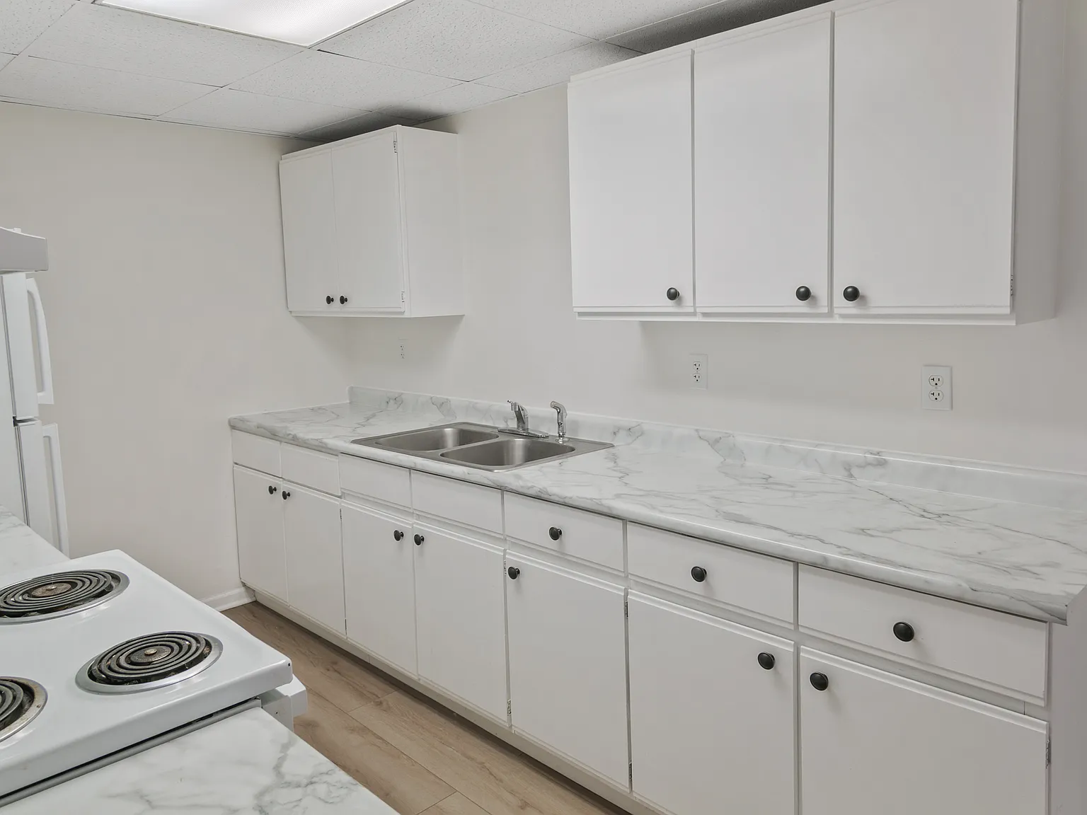 2 bed, 1200 sqft, $850 — Photo 3