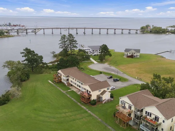 8047 Treasure Drive Apt 8, Oriental, NC 28571