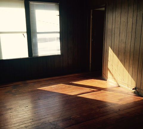 4th image of 715 Warford St